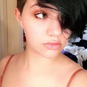 Meet your Posher, Eli